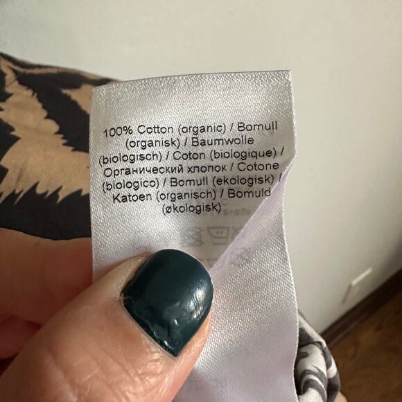 Ganni Puff Sleeve Mini Shirt Dress in Tiger Print - Picture 6 of 11